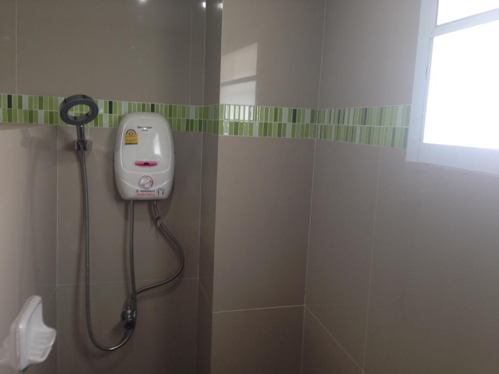Np Residence Nakhon Phanom Bilik gambar